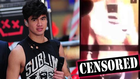 callum hood nudes|5 Seconds Of Summers Calum Hood poses naked AGAIN。